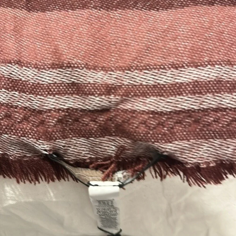 BCBGMAXAZARIA Scarf/Wrap🧣